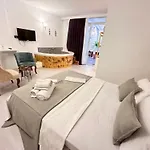 Tek Han Hotel *
